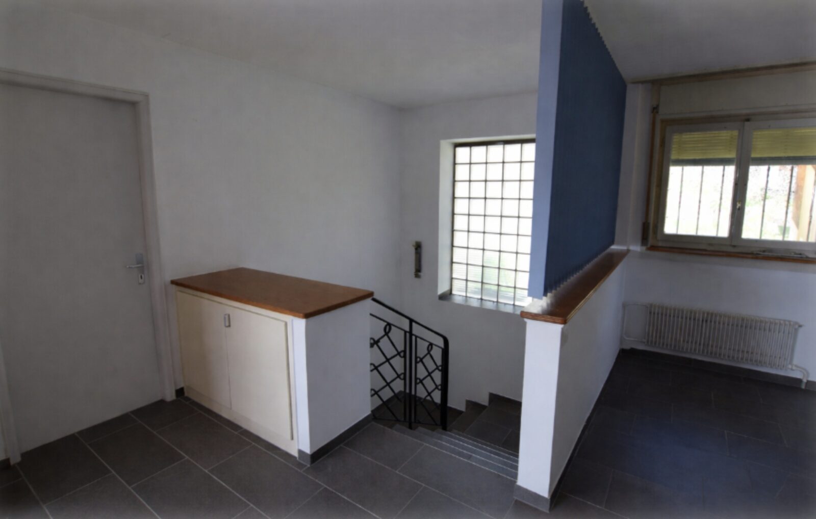 Hall et cage d'escalier